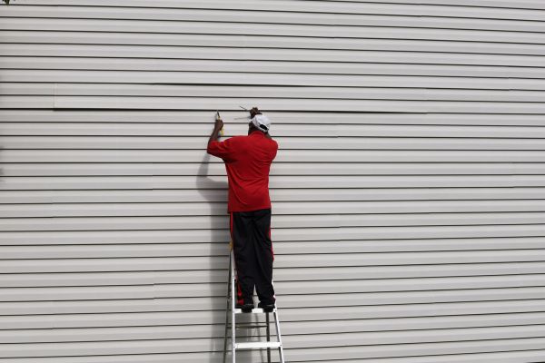 Siding Reattachment in Denton