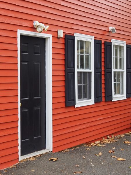 Cost of Red Vinyl Siding Installation in Denton